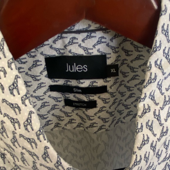 Jules (French brand) size XL (USA size L) fun dress shirt with giraffes on it. - Picture 4 of 5